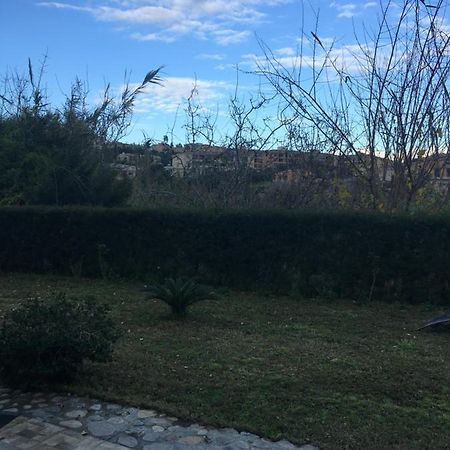 Livadia Studio Paphos Luaran gambar