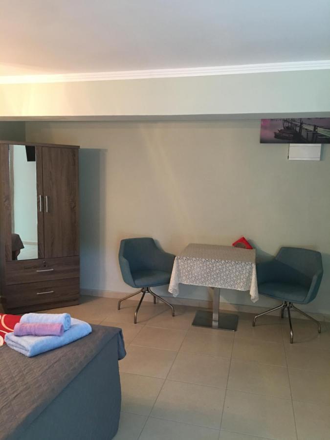 Livadia Studio Paphos Luaran gambar